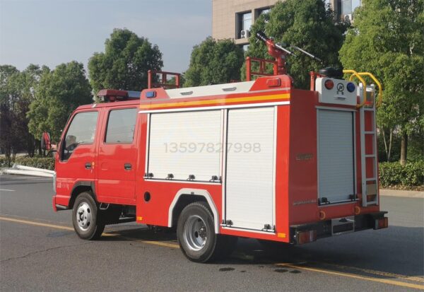 1709544113_cb2a2ff5ac16fb47f4cb-1.jpg Isuzu 1.5‑ton Water Tank Fire Truck