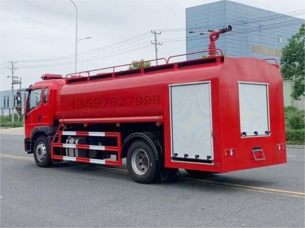 Howo 11-Ton Fire Sprinkler Truck