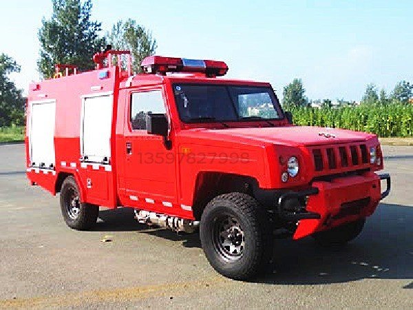 Blue‑plate Warrior 4WD Off‑road Fire Truck