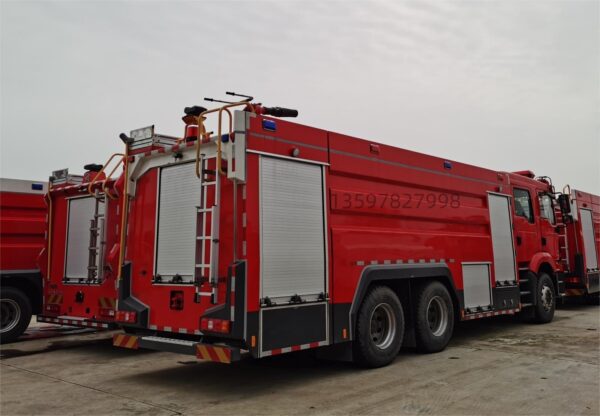 SHACMAN 16-Ton Foam Fire Truck