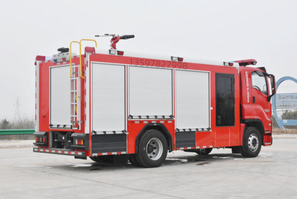 Isuzu 6‑Ton Foam Fire Truck (Separate Crew Cab)