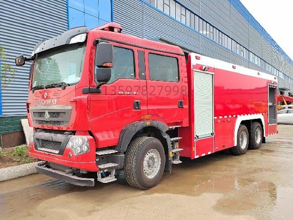 SINOTRUK HOWO 12‑Ton Foam Fire Truck