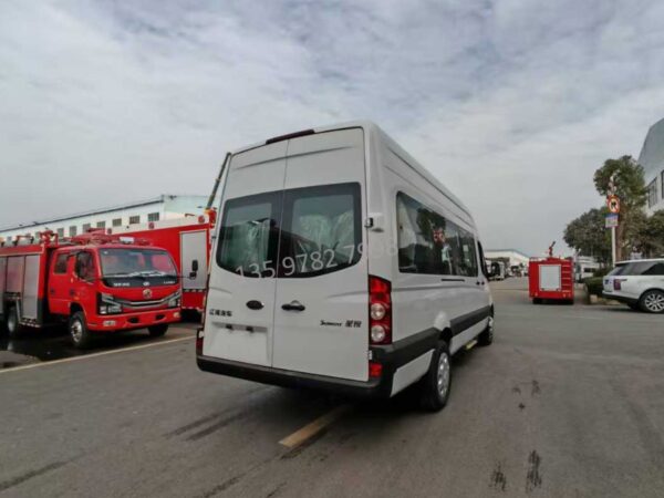 JMC Forest Fire‑Fighting Troop Carrier, 13‑17 Seats