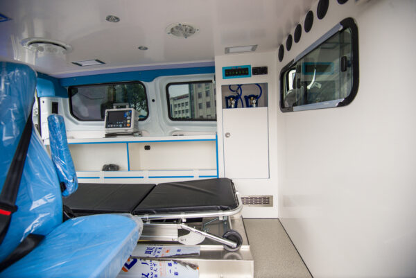 Ford Transit V362 Mid‑WB Low Roof Chassis Transfer Ambulance