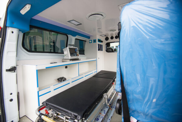 Ford Transit V362 Mid‑WB Low Roof Chassis Transfer Ambulance