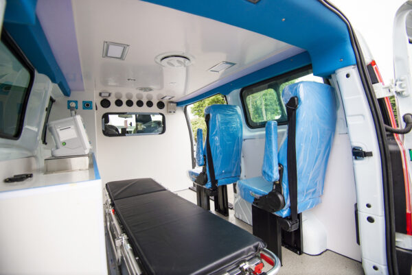 Ford Transit V362 Mid‑WB Low Roof Chassis Transfer Ambulance