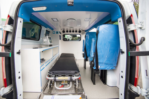 Ford Transit V362 Mid‑WB Low Roof Chassis Transfer Ambulance