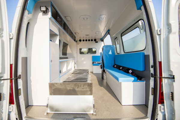 SAIC MAXUS V80 Long WB High Roof Basic Transfer Ambulance (Negative Pressure Upgrade Available)