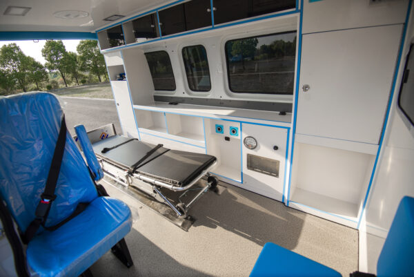 SAIC MAXUS V80 Long WB High Roof Basic Transfer Ambulance (Negative Pressure Upgrade Available)