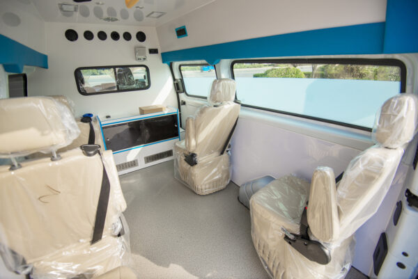 Ford V362 Semi‑patient Monitoring Ambulance, 5 Seats