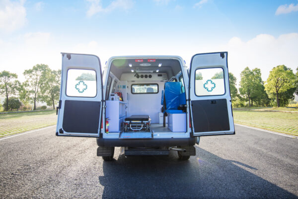 JMC Teshun Short‑WB High‑Roof Chassis Transfer Ambulance