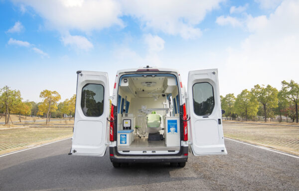 SAIC MAXUS V90 Long WB High Roof Chassis Mobile Dental Clinic Vehicle (Oral Medical Patrol Car)