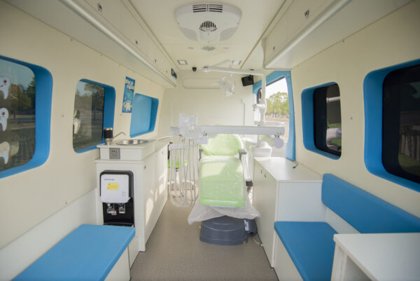 SAIC MAXUS V90 Long WB High Roof Chassis Mobile Dental Clinic Vehicle (Oral Medical Patrol Car)