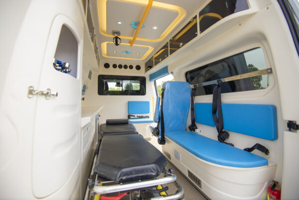 Ford Transit V362 Aviation‑style Monitoring Ambulance