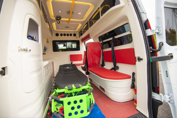 Ford Transit V362 Aviation‑style Monitoring Ambulance