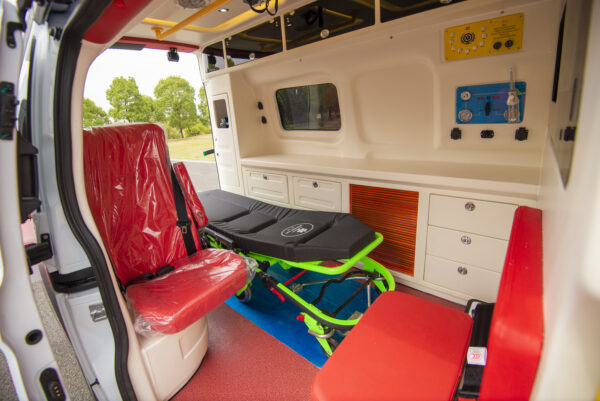 Ford Transit V362 Aviation‑style Monitoring Ambulance