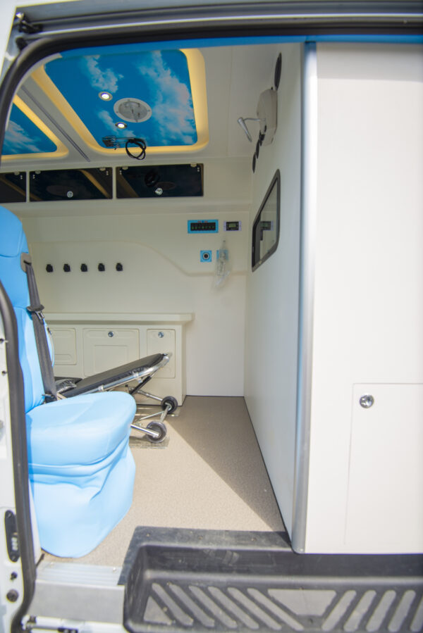 JMC Ford New Transit V362(T6) Mid WB Mid Roof Monitoring Ambulance