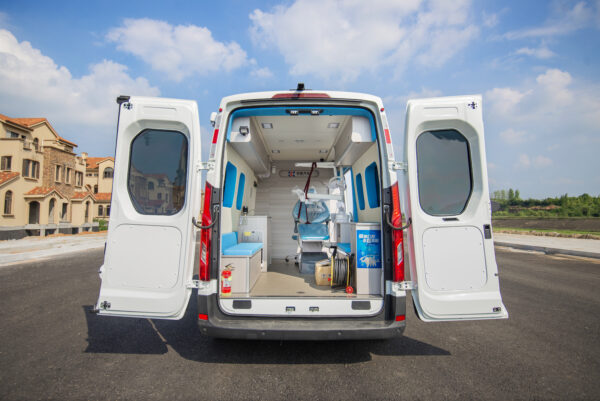 SAIC MAXUS V90 Long WB High Roof Chassis Mobile Dental Clinic Service Vehicle