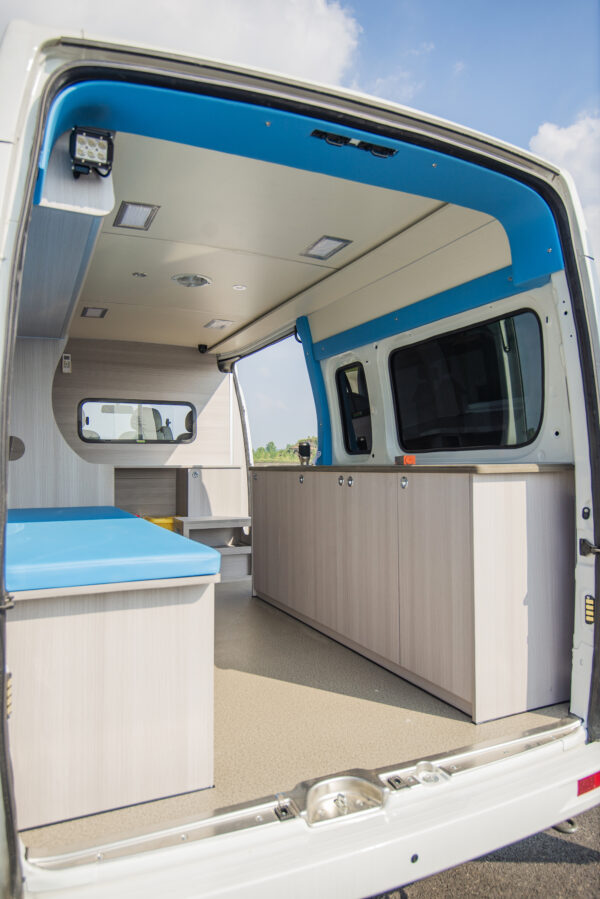 SAIC MAXUS V80 Long WB High Roof National Basic Public Health Service Vehicle (Mobile Medical Patrol Car)