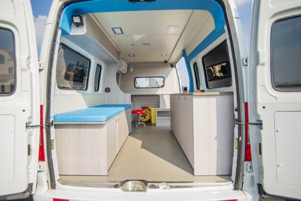 SAIC MAXUS V80 Long WB High Roof National Basic Public Health Service Vehicle (Mobile Medical Patrol Car)