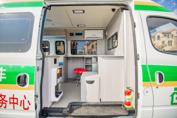 SAIC MAXUS V80 Long WB High Roof National Basic Public Health Service Vehicle (Mobile Medical Patrol Car)