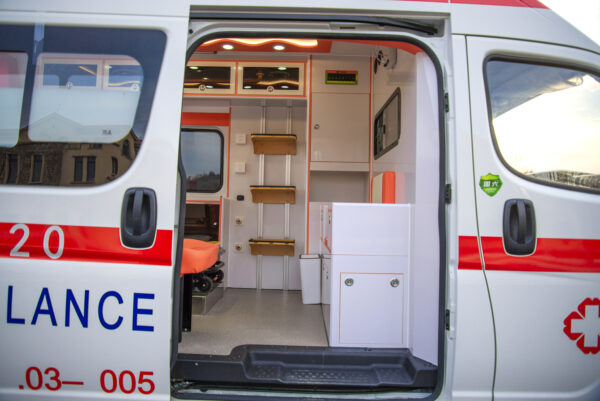 New Gen Dongfeng Yufeng (Short WB, High Roof) Monitoring Ambulance