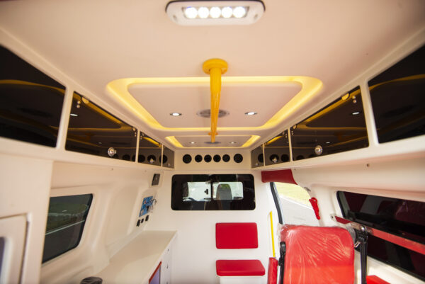 Ford Transit V362 Short‑WB Low Roof Chassis Aviation‑molded Ambulance