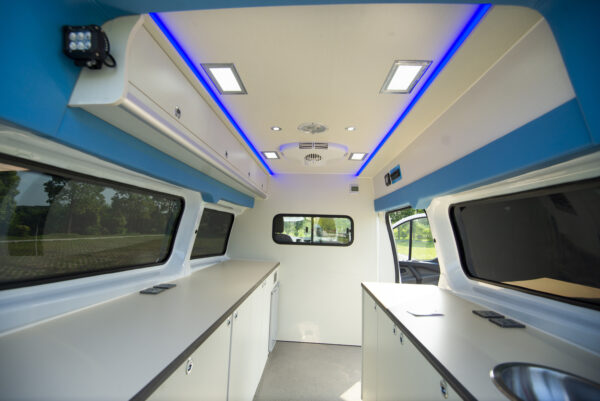 Ford Transit V362 Mid Roof Chassis Animal Disease Detection Vehicle