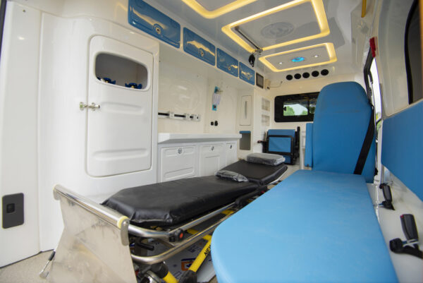 Ford Transit V363 Monitoring Ambulance