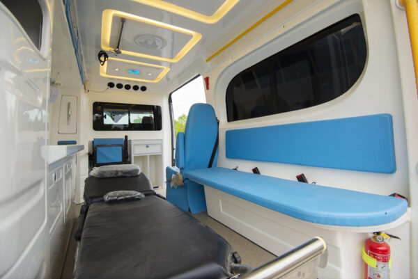 Ford Transit V363 Monitoring Ambulance