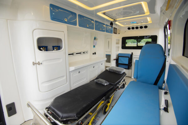 Ford Transit V363 Monitoring Ambulance